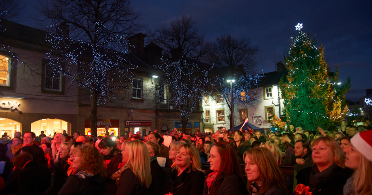 Lancaster Christmas light switch on